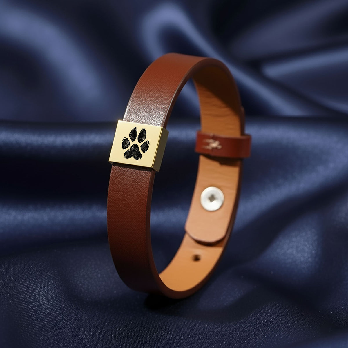 Engrave Anything Personalized Leather Bracelet 🤎