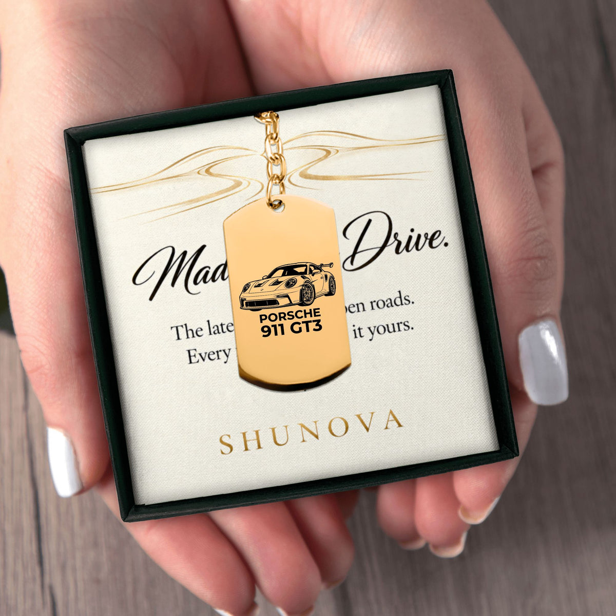 Personalized Car Portrait Keychain 🖤